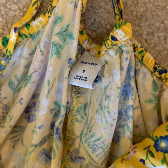 Old navy yellow floral maxi dress - Picture 3 of 3